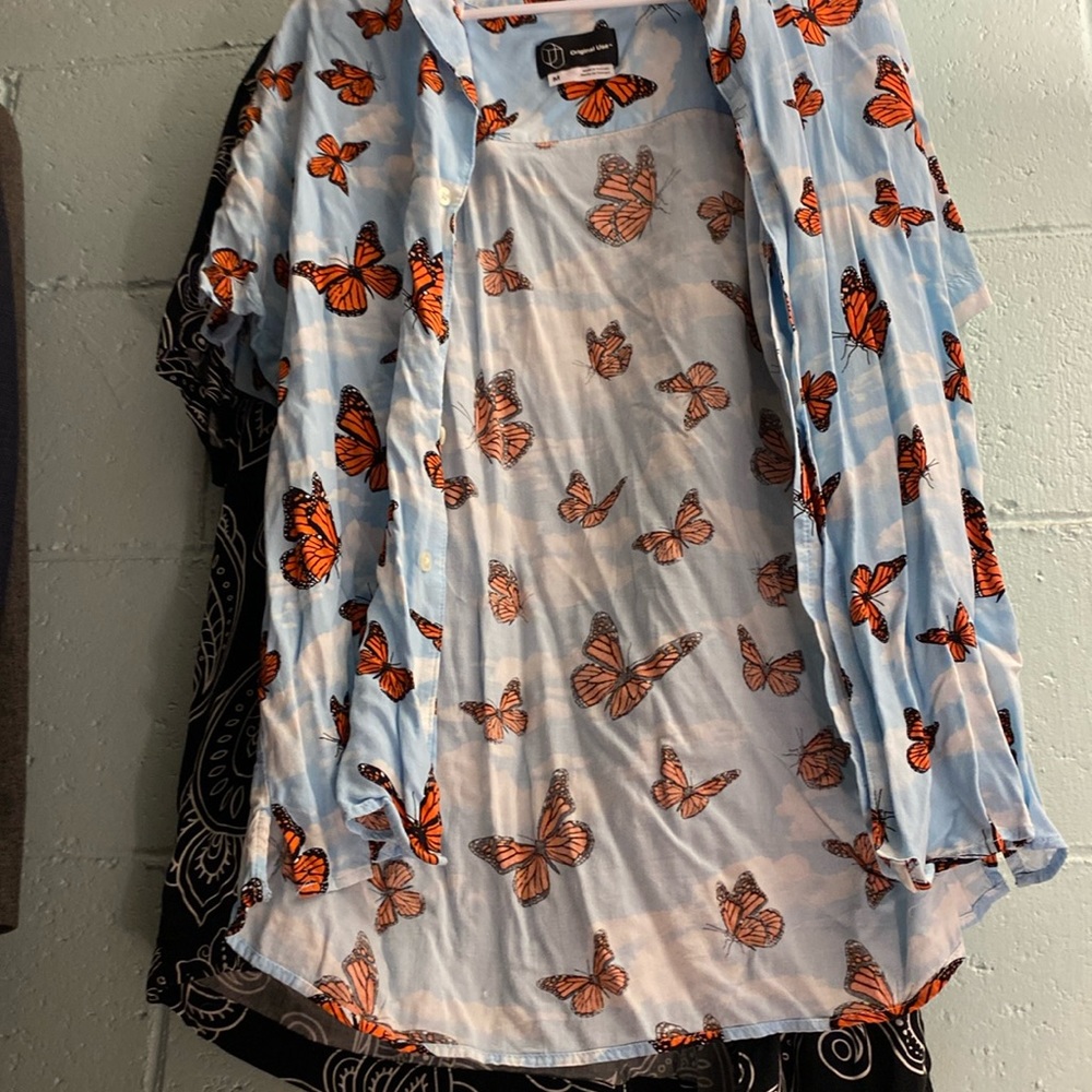 Men’s medium polo